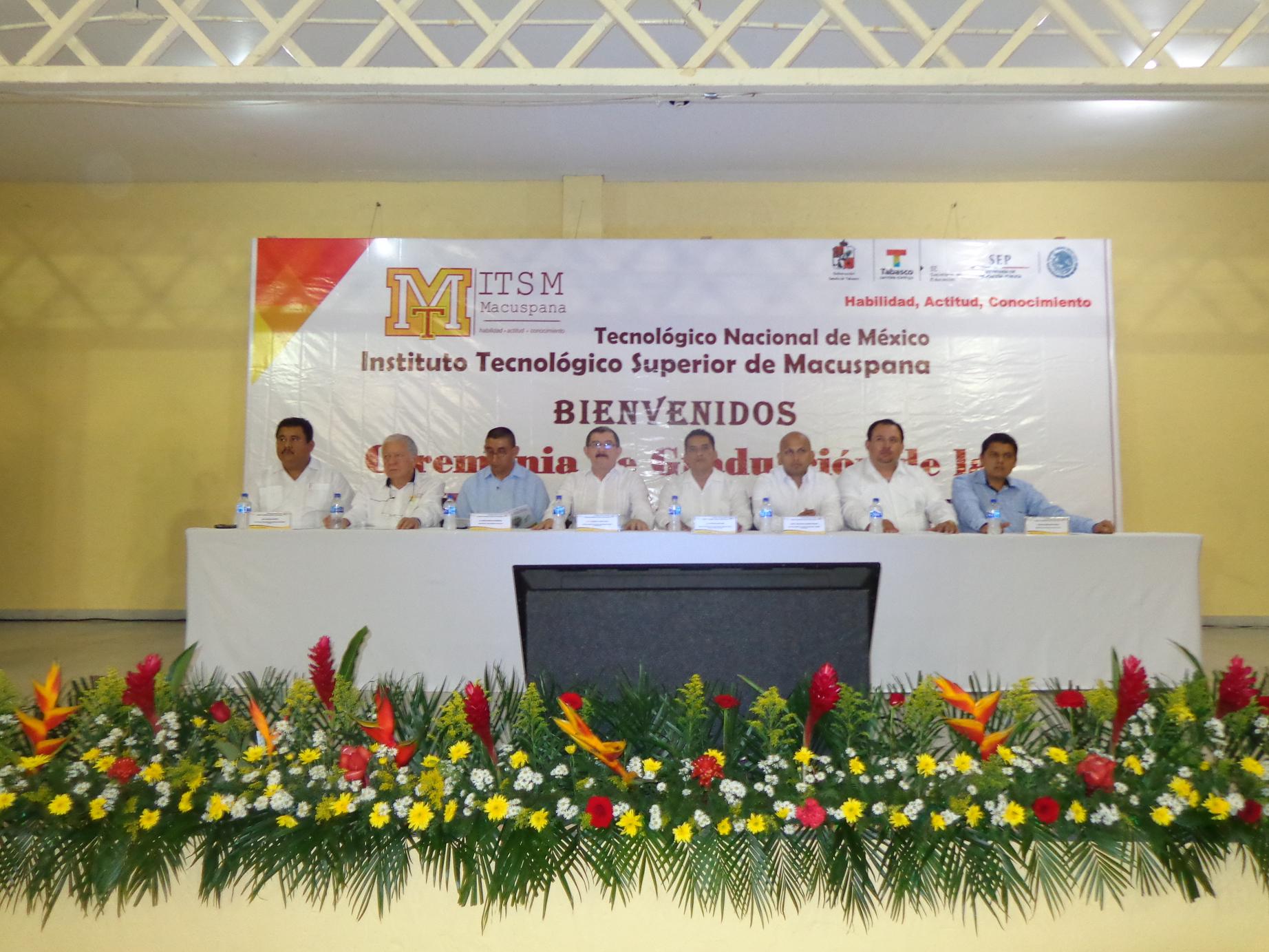 CELEBRA EL INSTITUTO TECNOLÓGICO SUPERIOR DE MACUSPANA LA XI CEREMONIA DE GRADUACIÓN DE LA GENERACIÓN 2010-2014