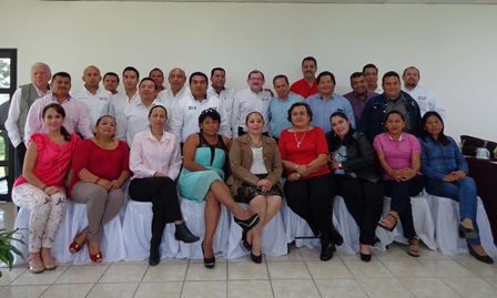 REUNIÓN CON DIRECTORES DE NIVEL MEDIO SUPERIOR.