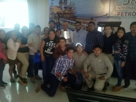 PARTICIPACION EN EL TERCER CONGRESO INTERUNIVERSITARIO DE PETRÓLEO Y ENERGÍA 2018 (CIUPE).