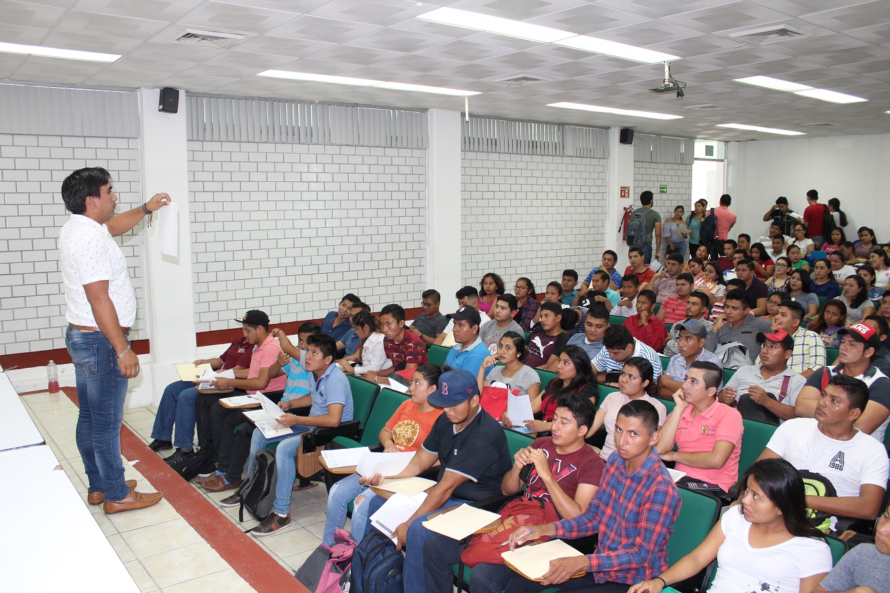 ENTREGA DE TARJETAS BECA JÓVENES ESCRIBIENDO EL FUTURO (Segunda etapa)