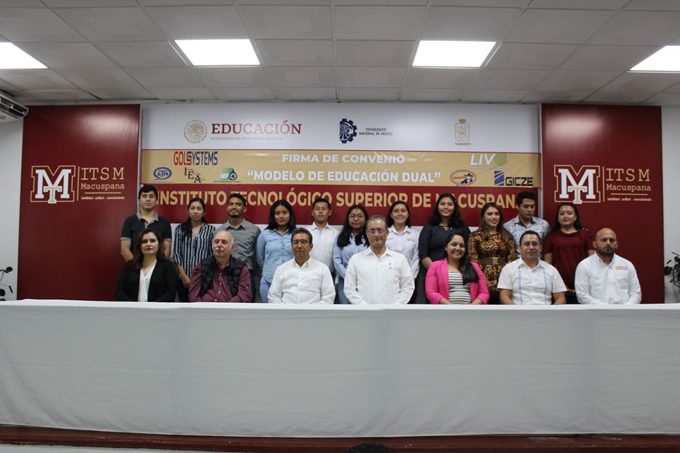 FIRMA DE CONVENIO DE COLABORACIÓN ESPECÍFICA PARA MODELO DE EDUCACIÓN DUAL