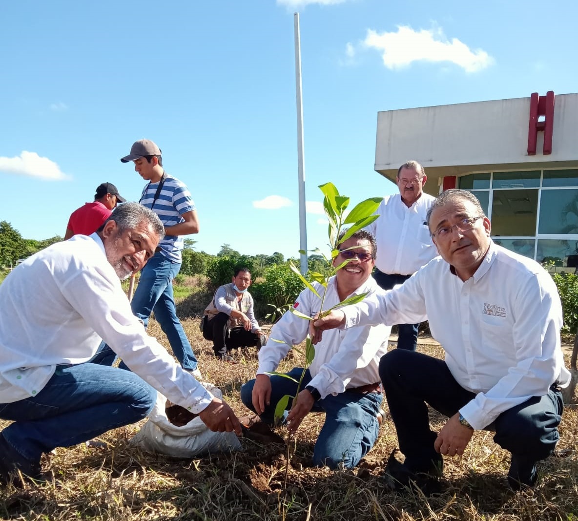 CAMPAÑA DE FORESTACIÓN ITSM - SEMBRANDO VIDA