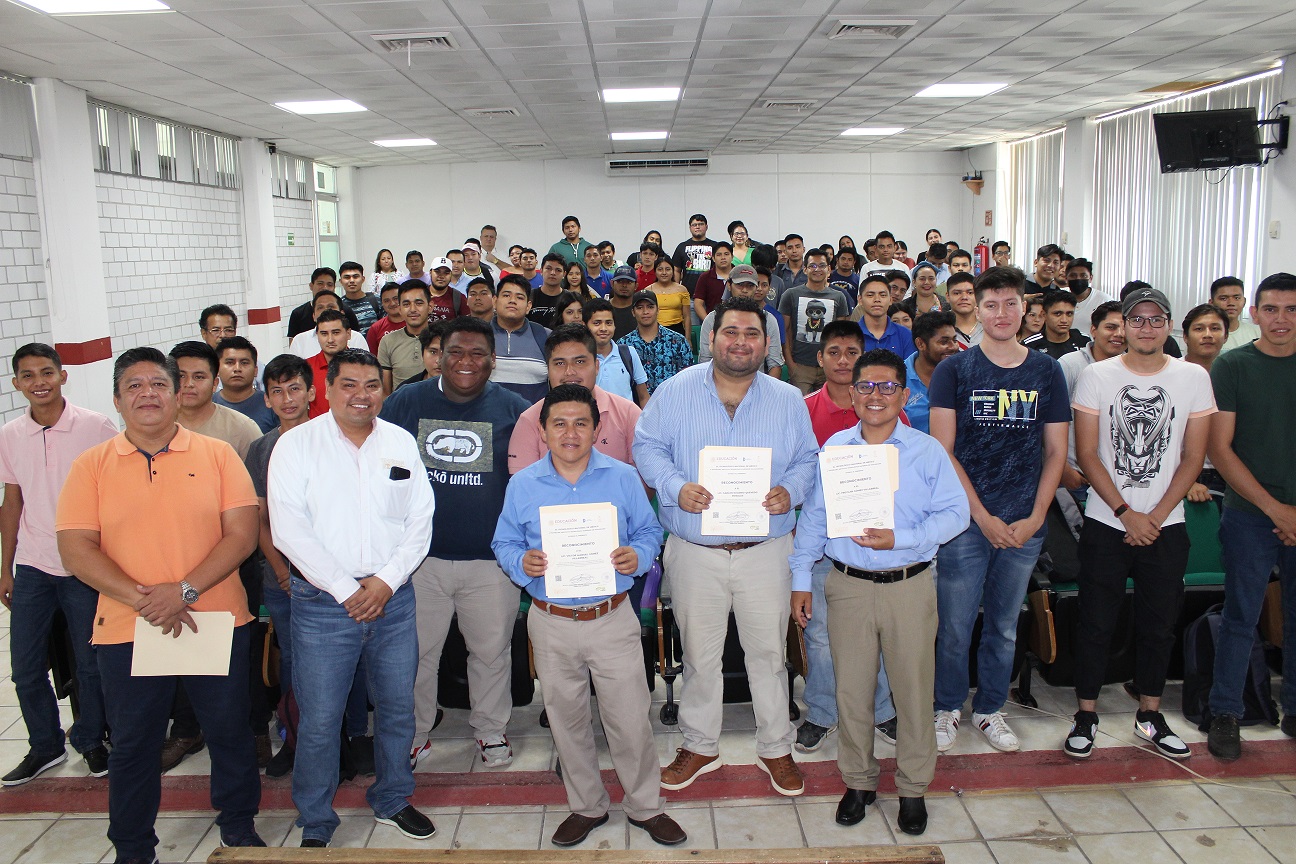 PLÁTICA PROFESIONISTAS VS REQUERIMIENTOS PARA LA COMPETITIVIDAD LABORAL ACTUAL Y POSTULACIONES EFECTIVAS EN LOS PROCESOS RIGUROSOS DE RECLUTAMIENTO
