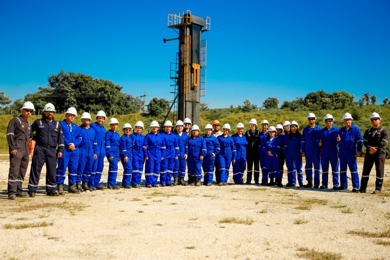 VISITA DE ESTUDIO A LA EMPRESA VISTA ENERGY