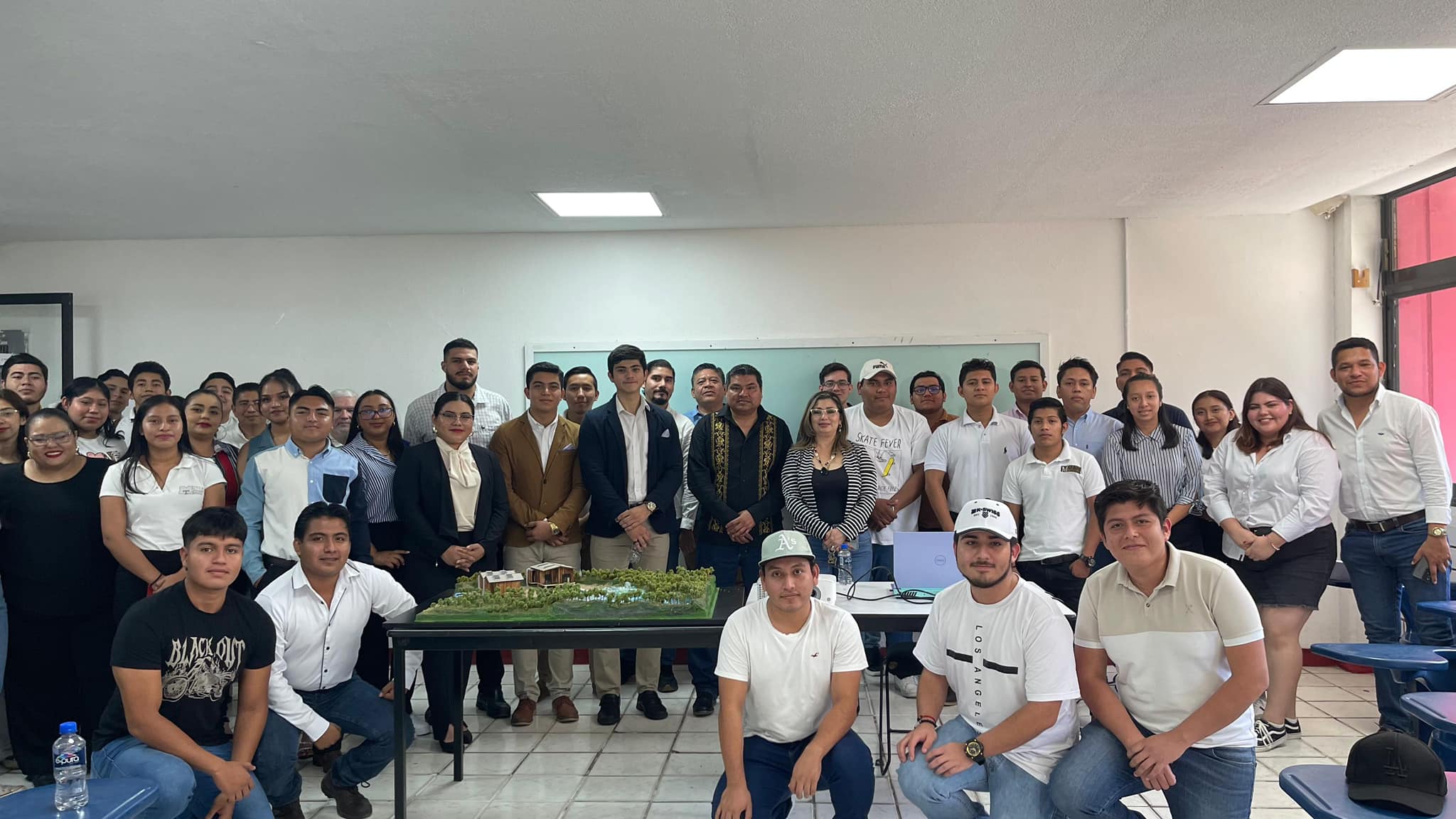 PROYECTO DE ALOJAMIENTO ECOLÓGICO EN LAS CASCADAS DE AGUA BLANCA