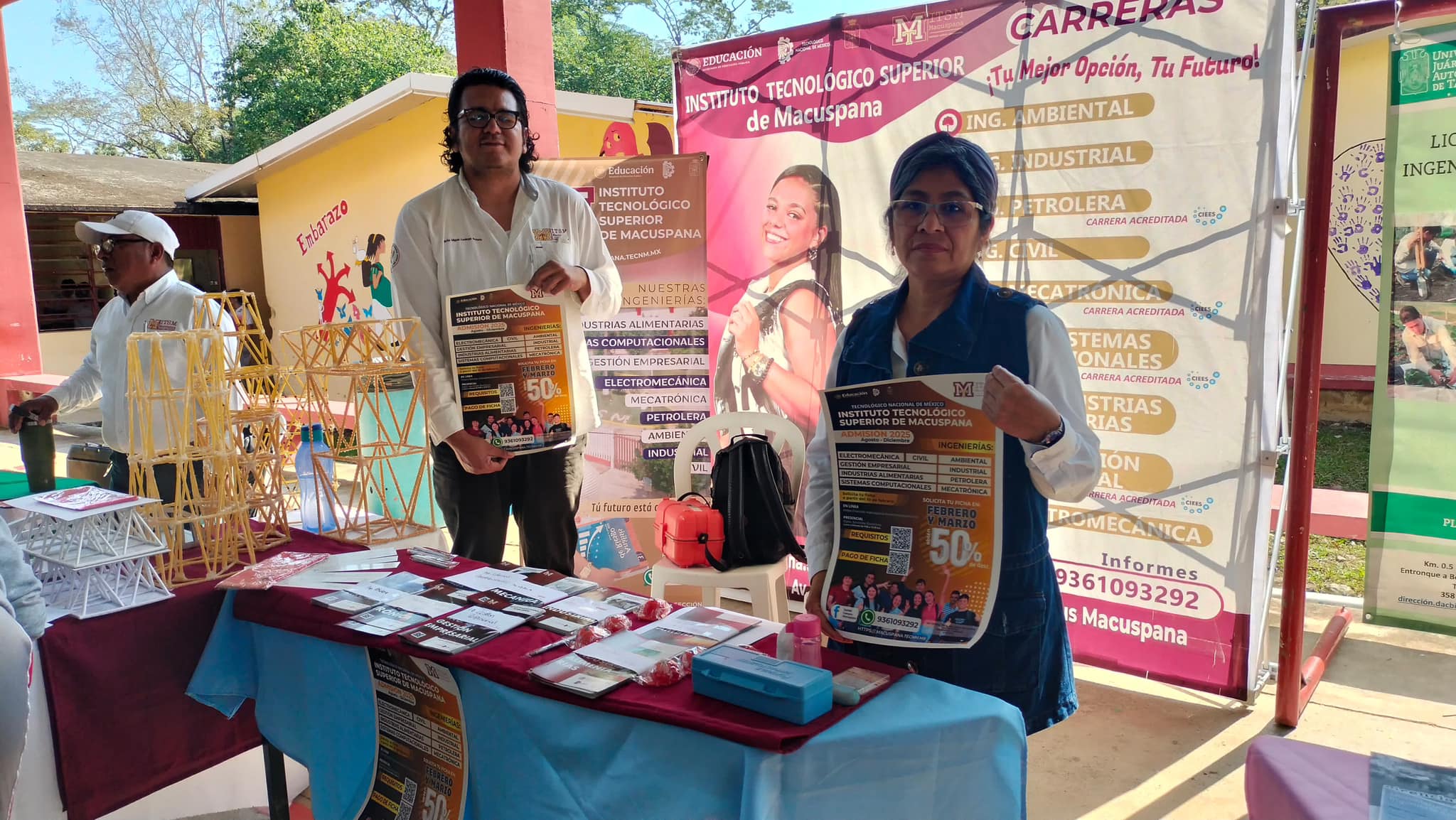 PARTICIPACIÓN FERIA PROFESIOGRÁFICA PREPARATORIA SALOMÓN GONZÁLEZ BLANCO