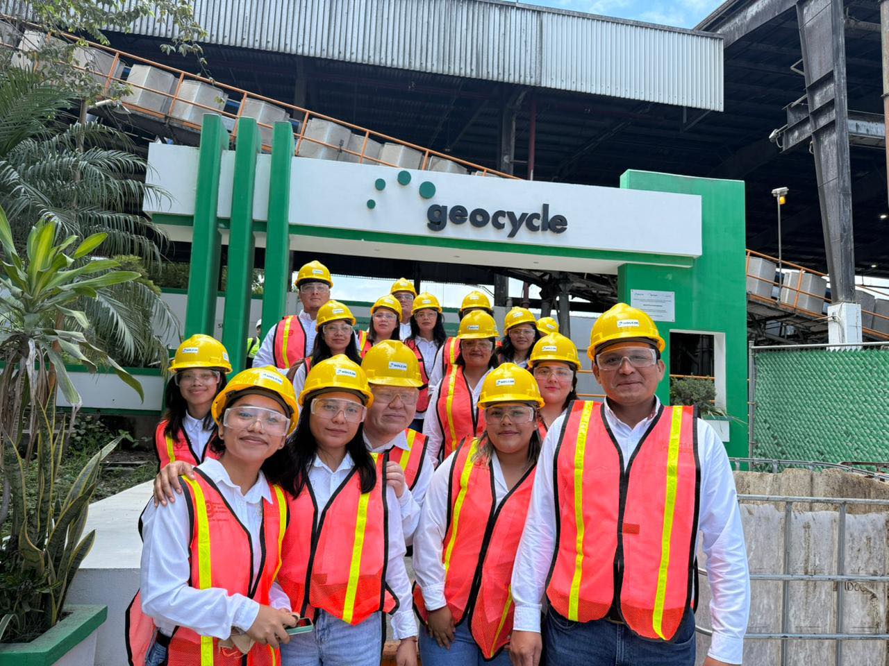 VISITA DE ESTUDIOS HOLCIM PLANTA MACUSPANA