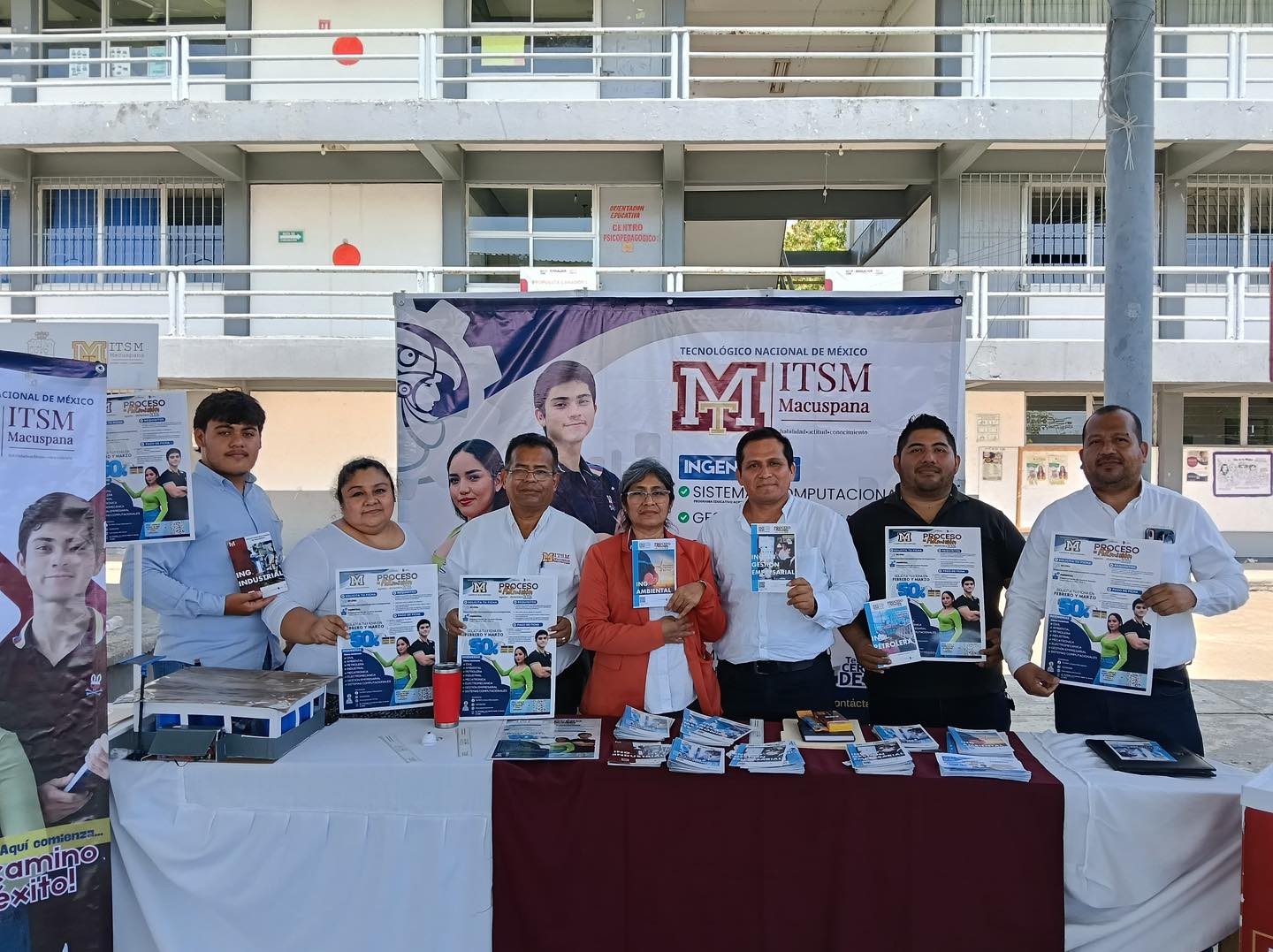 DIFUSIÓN DE LA OFERTA EDUCATIVA EN EL COBATAB PLANTEL 11