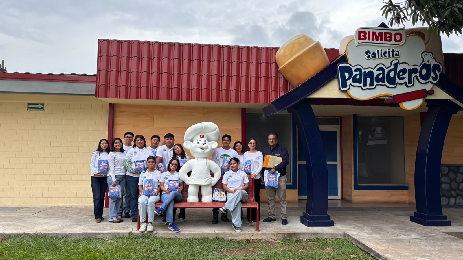 VISITA DE ESTUDIO A GRUPO BIMBO PLANTA VILLAHERMOSA